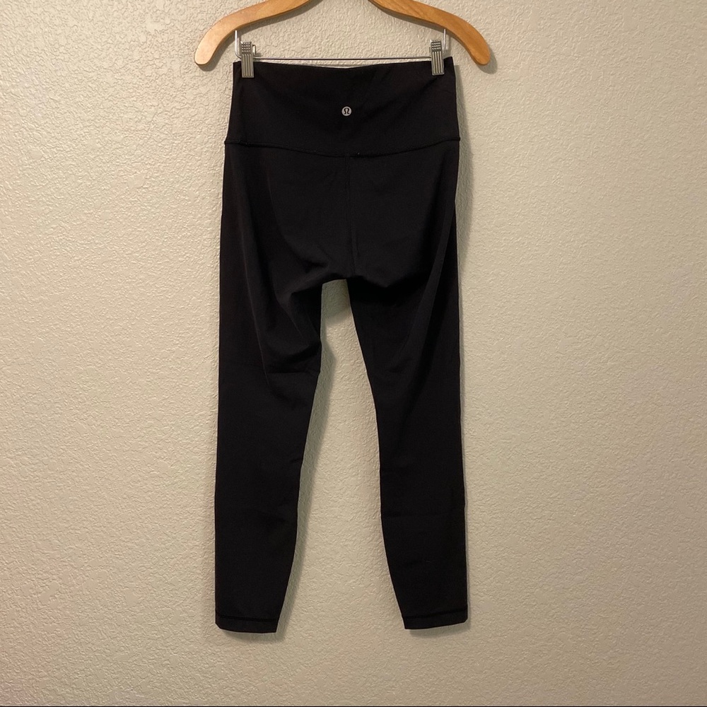 Lululemon Black Align Pants 25” size 6